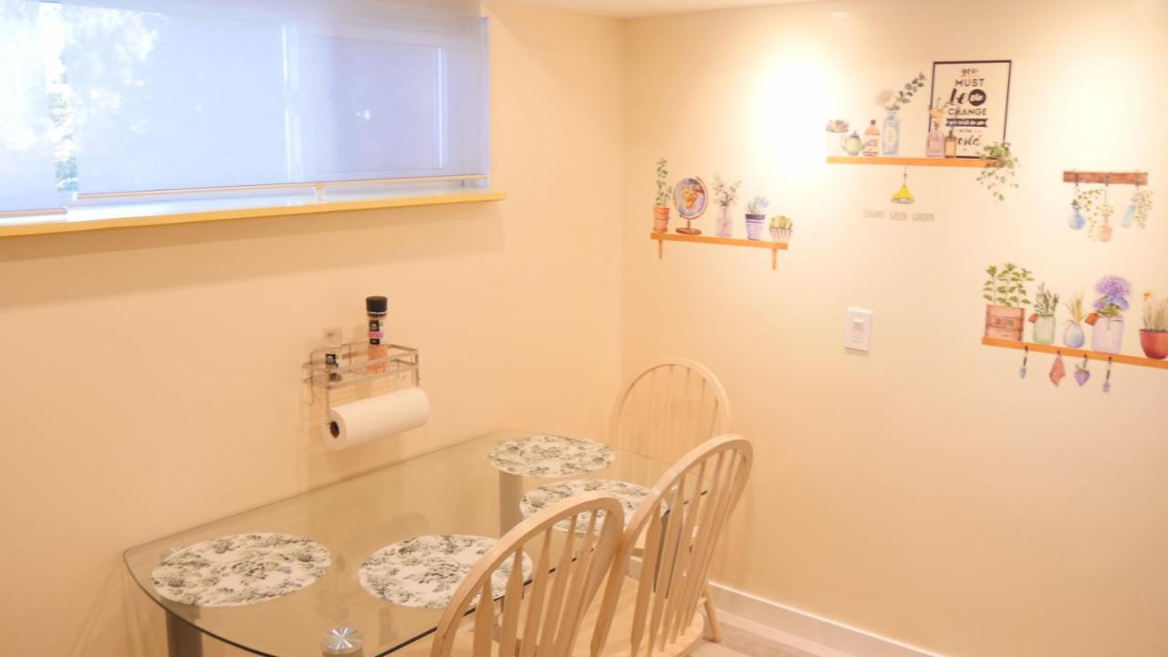 Applewood Gardens Apartment Mississauga Dış mekan fotoğraf